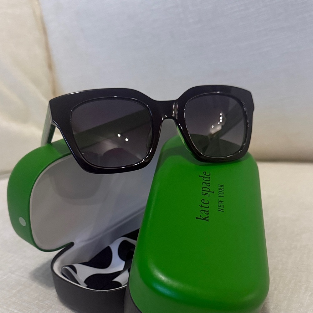 Kate Spade New York CAMRYN/S Sunglasses – Black/Green – Model 7ZJ9O